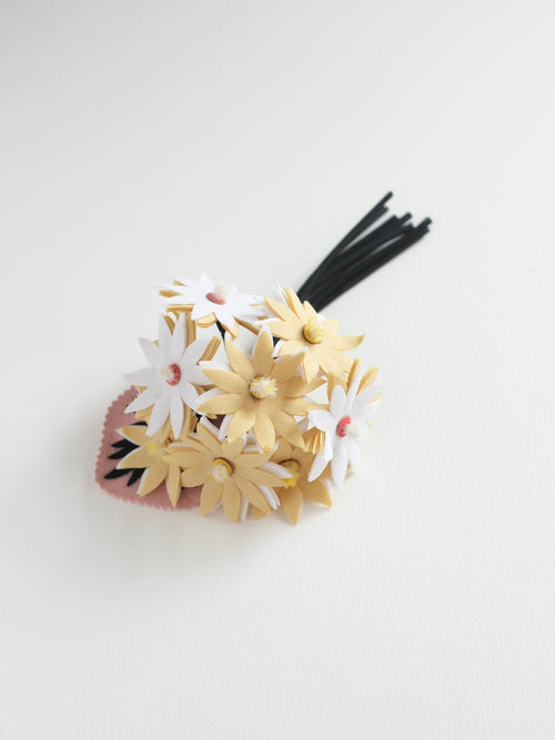 la fluer／コサージュ＜larkspur-col.yellow＞