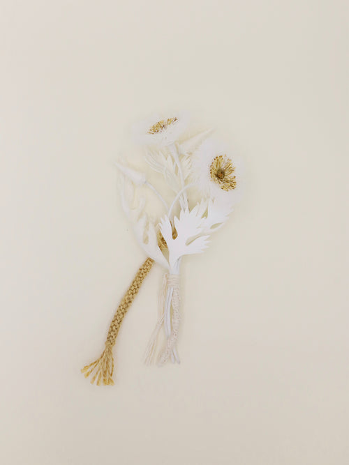 la fluer／コサージュ＜cornflower bouquet-white＞